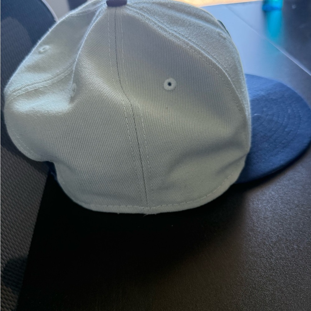 Two-Tone Baseball Cap - Picture 4 of 5